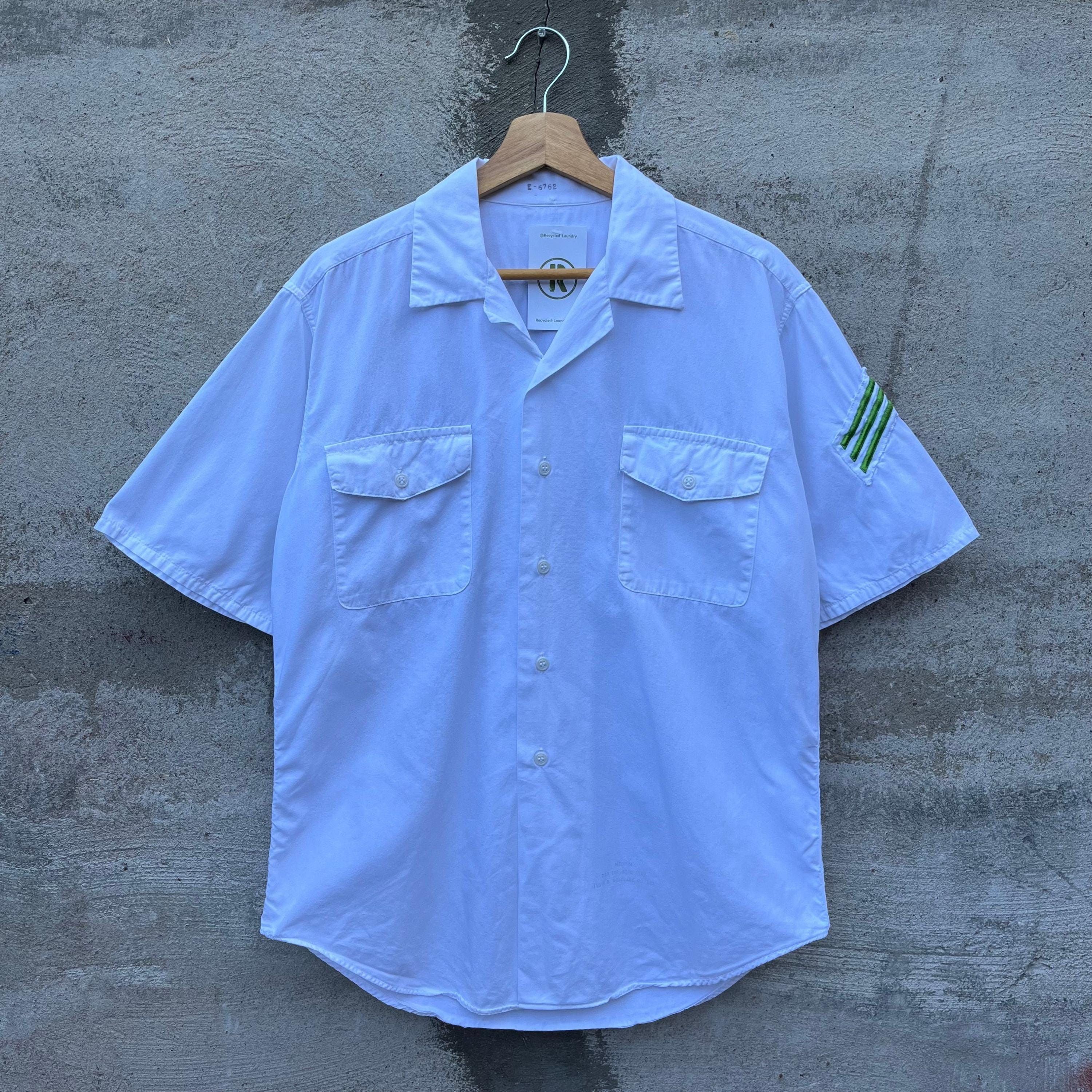 Vintage 60's USN White Short Sleeve Button Down Shirt Size US L / EU 52-54 / 3 - 1 Thumbnail