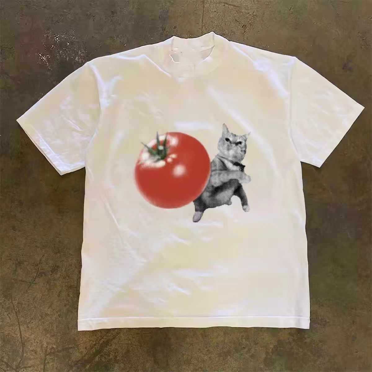 Vintage White Vintage T-Shirt with Tomato and Kitten Print Size US M / EU 48-50 / 2 - 1 Thumbnail