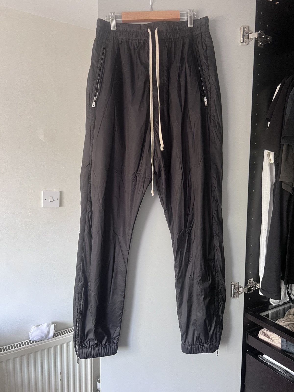 Rick Owens Rick Owens Larry Runway Nylon pants Size US 30 / EU 46 - 1 Thumbnail