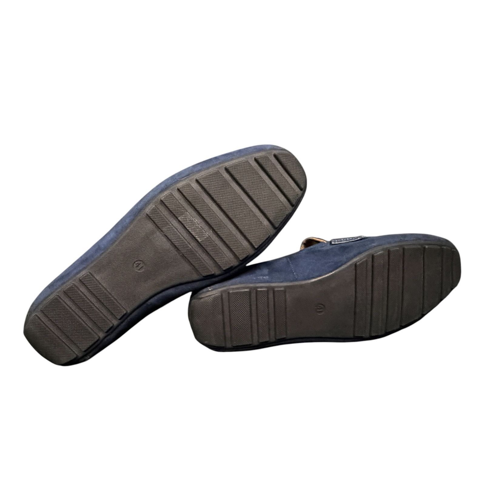 H&M H&M Faux Suede Slip-on Penny Loafer EU 41 8 8.5 Navy Blue Size US 8 / EU 41 - 7 Thumbnail
