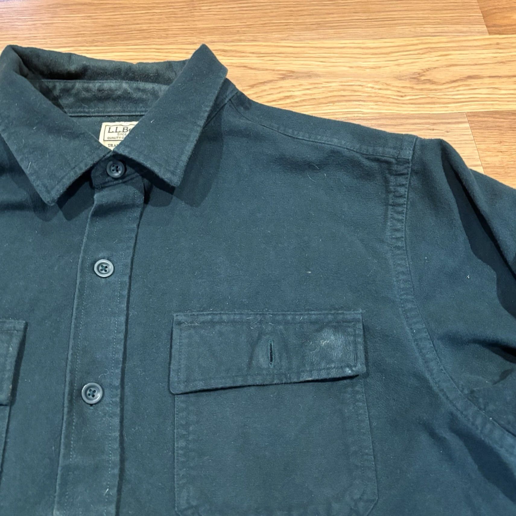 Vintage VINTAGE LL Bean Shirt Chamois Cloth Green Heavy Cotton 187923 Men’s XL Size Long Sleeve Button-Up Collared Casual Working Outdoors Mens Size US XL / EU 56 / 4 - 2 Thumbnail