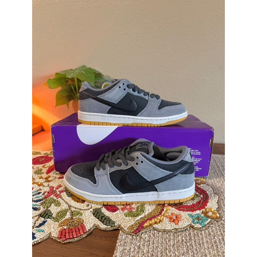 Nike Nike SB Dunk Low Dark Smoke Grey Black White Gum Shadow Size US 6.5 / EU 39-40 - 1 Thumbnail