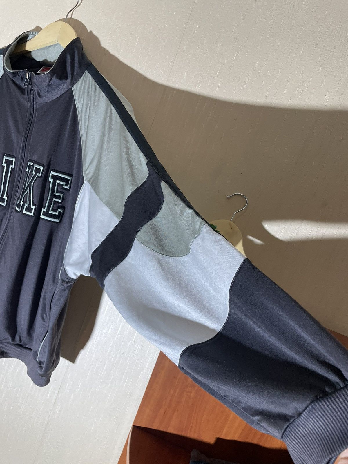 Nike × Vintage Nike track top jacket vintage 90s Size US L / EU 52-54 / 3 - 8 Thumbnail