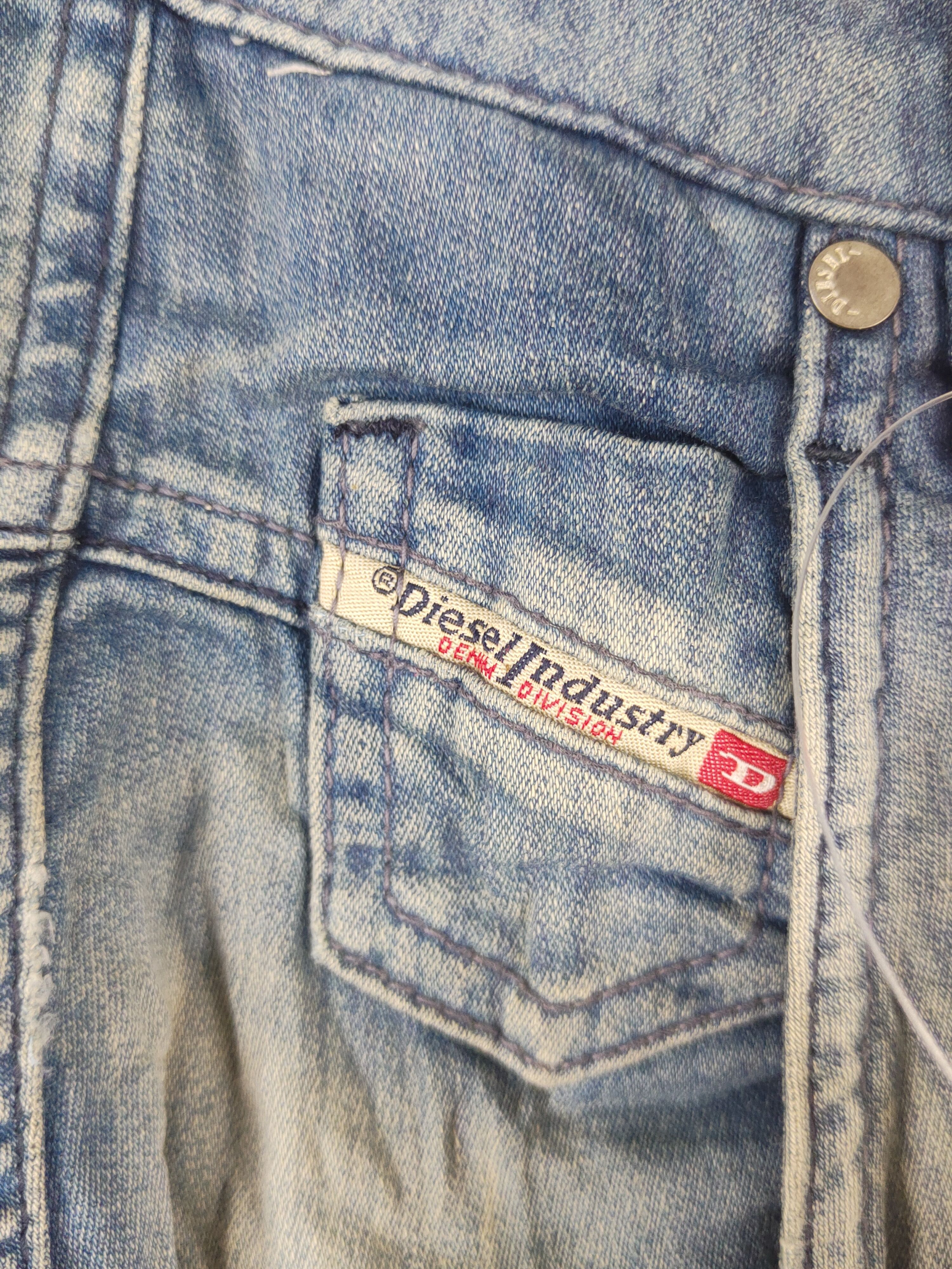 Diesel Diesel Dark Blue Faded Distressed denim Soft Jeans #W2003 Size US 27 - 3 Thumbnail