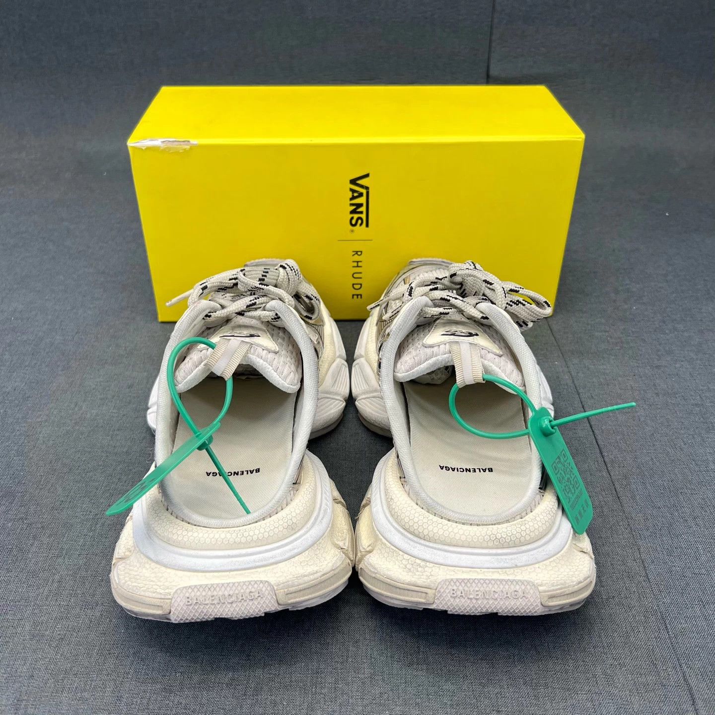 Balenciaga Balenciaga 3XL Beige Mules 38 Size US 8 / IT 38 - 5 Thumbnail