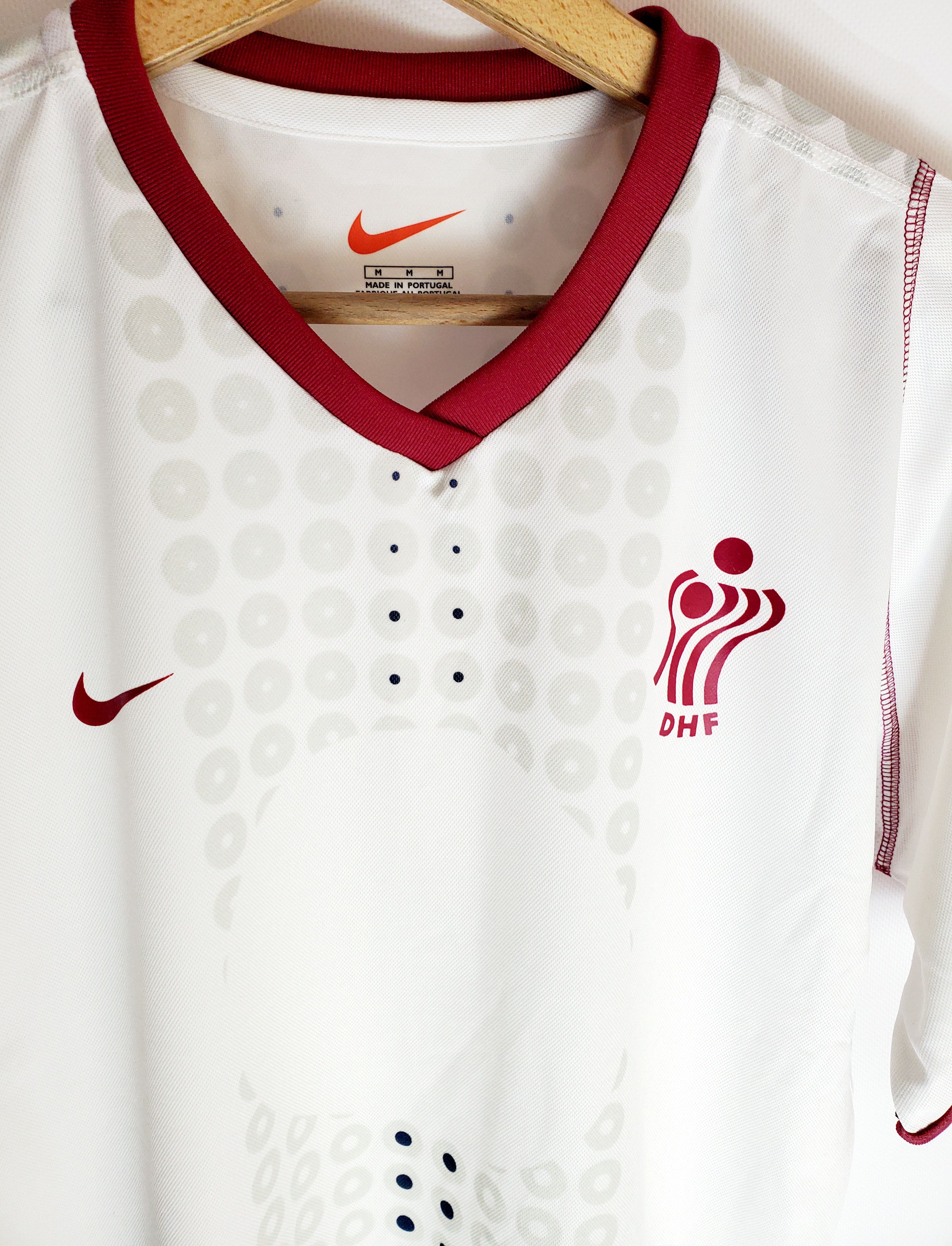 Nike Vintage Danish Handball jersey size M perfect condition Size US M / EU 48-50 / 2 - 2 Thumbnail