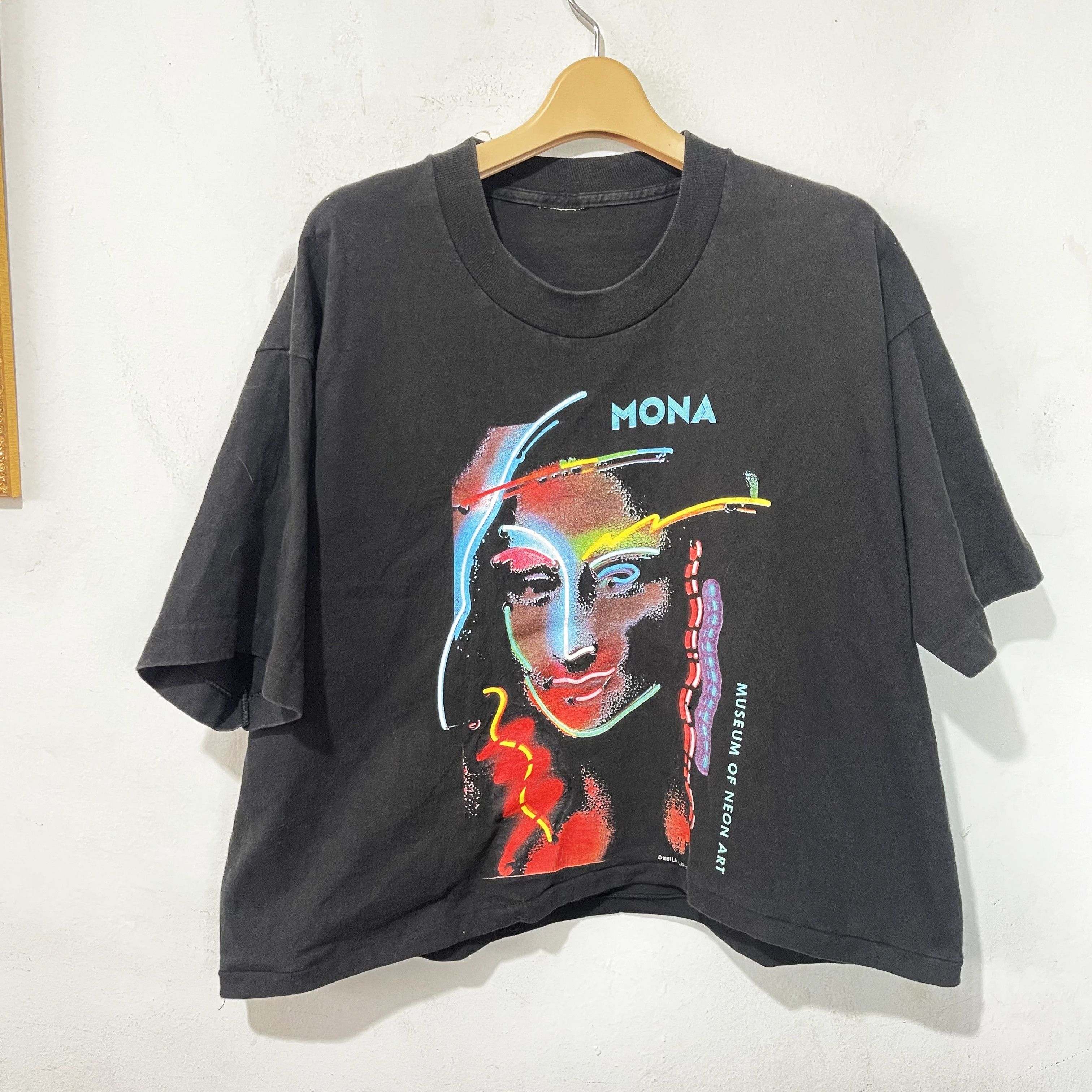 Vintage Vintage 90s MONA Museum of Neon Art Crop Tops Size XL / US 12-14 / IT 48-50 - 1 Thumbnail