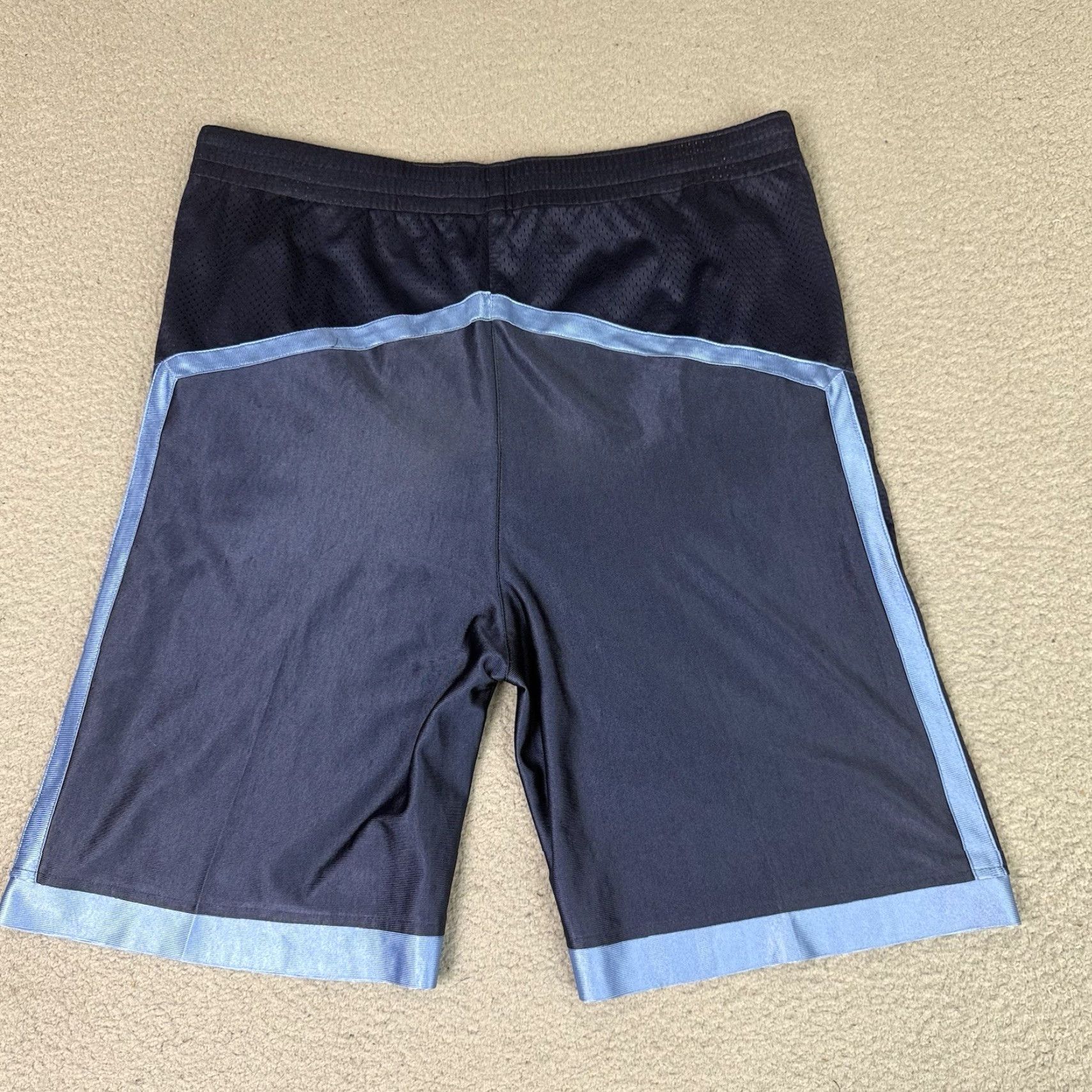 Nike **Vintage Nike Basketball Shorts Mens XL Blue Y2K Lebron** User: **Vintage Nike Mens Basketball Shorts XL Blue Y2K Lebron** Size US 36 / EU 52 - 5 Thumbnail