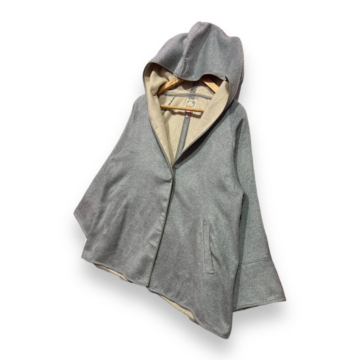 Beams Plus 🔥 BEAMS HEART Beauty Cloak Size M / US 6-8 / IT 42-44 - 2 Thumbnail