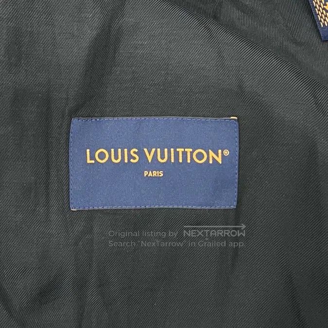 Louis Vuitton Louis Vuitton 25 SS serpentine pearl button blazer jacket Size US S / EU 44-46 / 1 - 5 Thumbnail