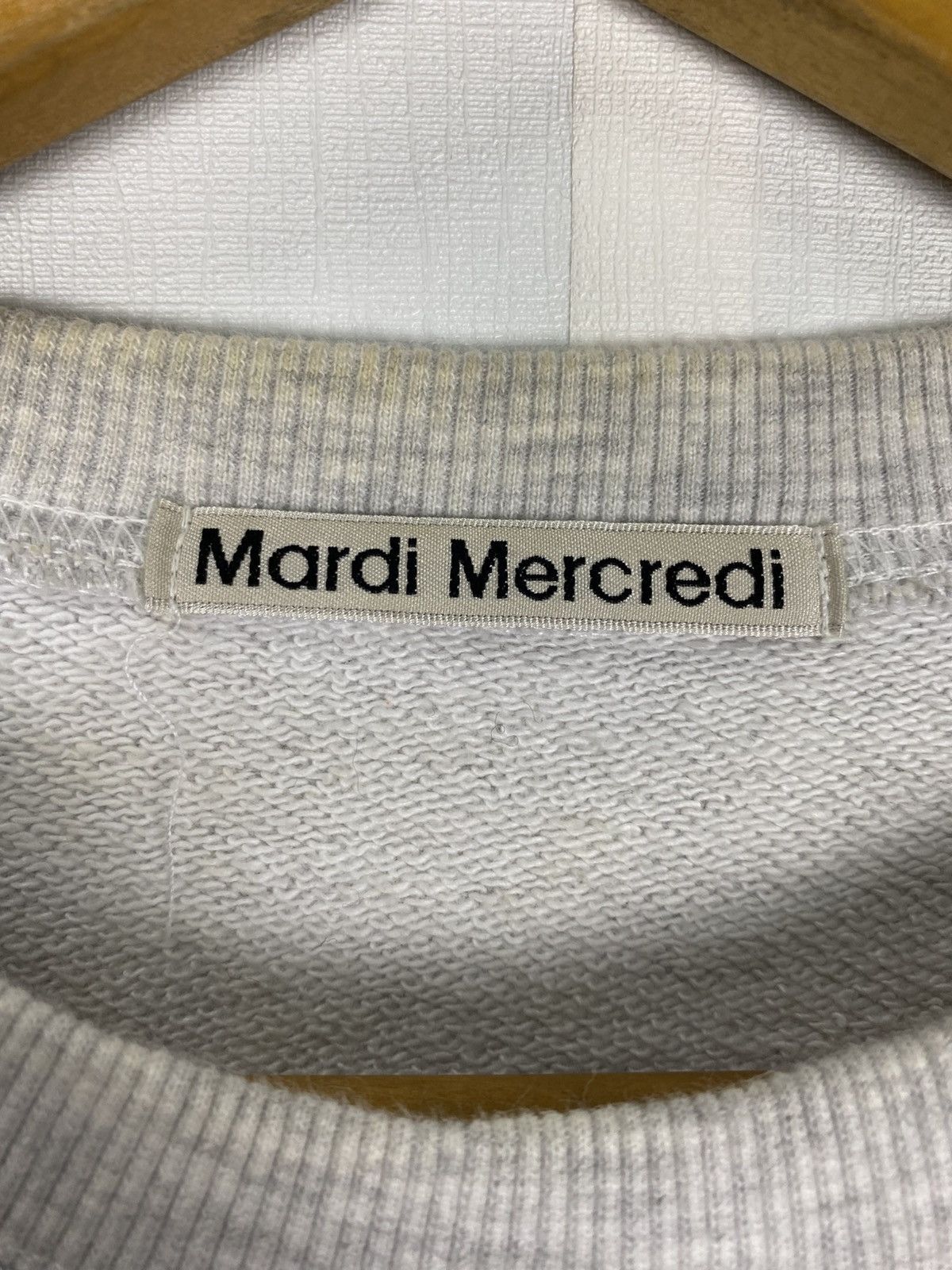Other Mardi Mercredi embroidery sweater Size US M / EU 48-50 / 2 - 7 Thumbnail