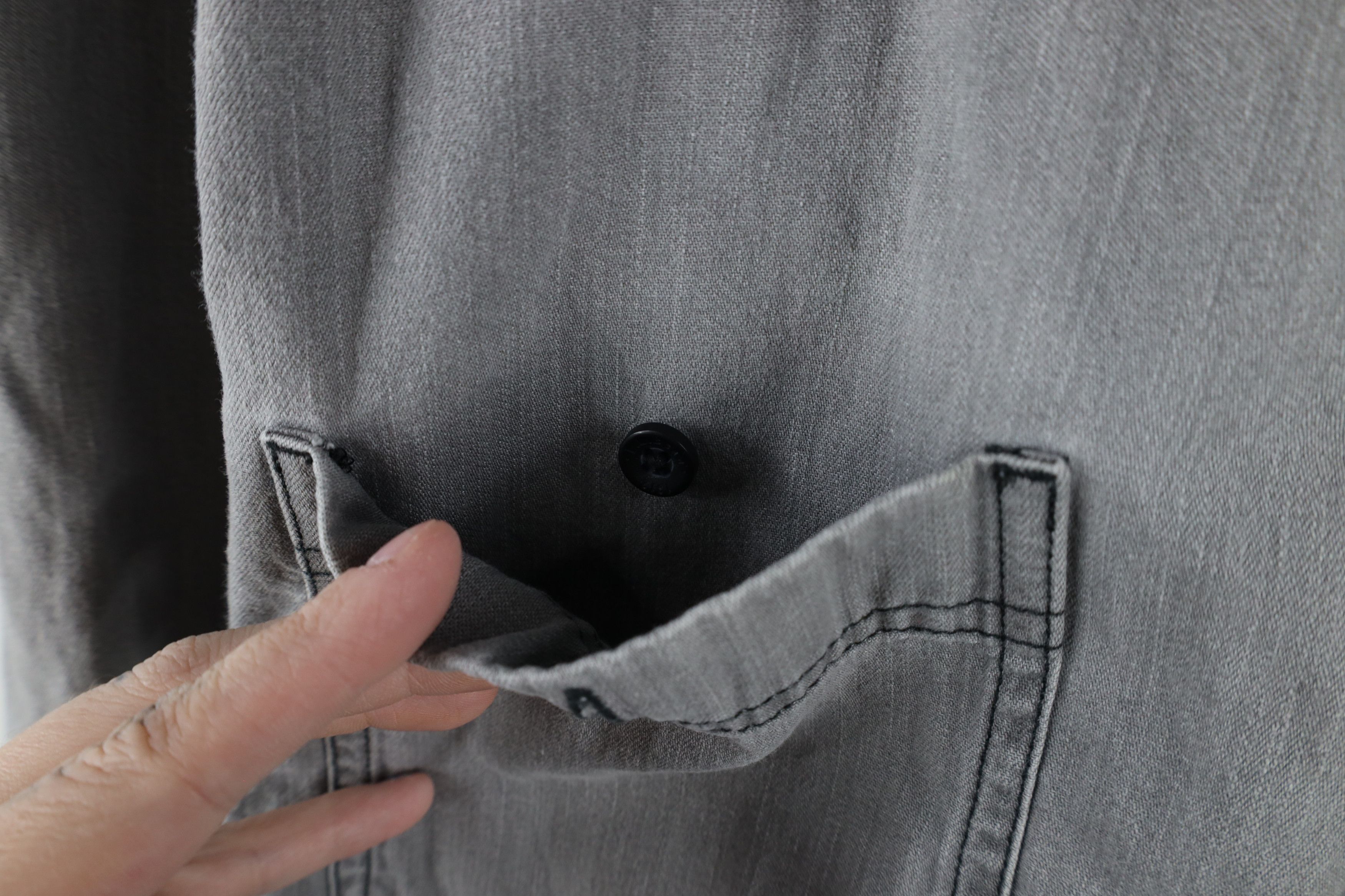 L.L. Bean × Vintage Vintage 90s LL Bean Stonewash Denim Jean Button Shirt Gray Size US XL / EU 56 / 4 - 7 Thumbnail
