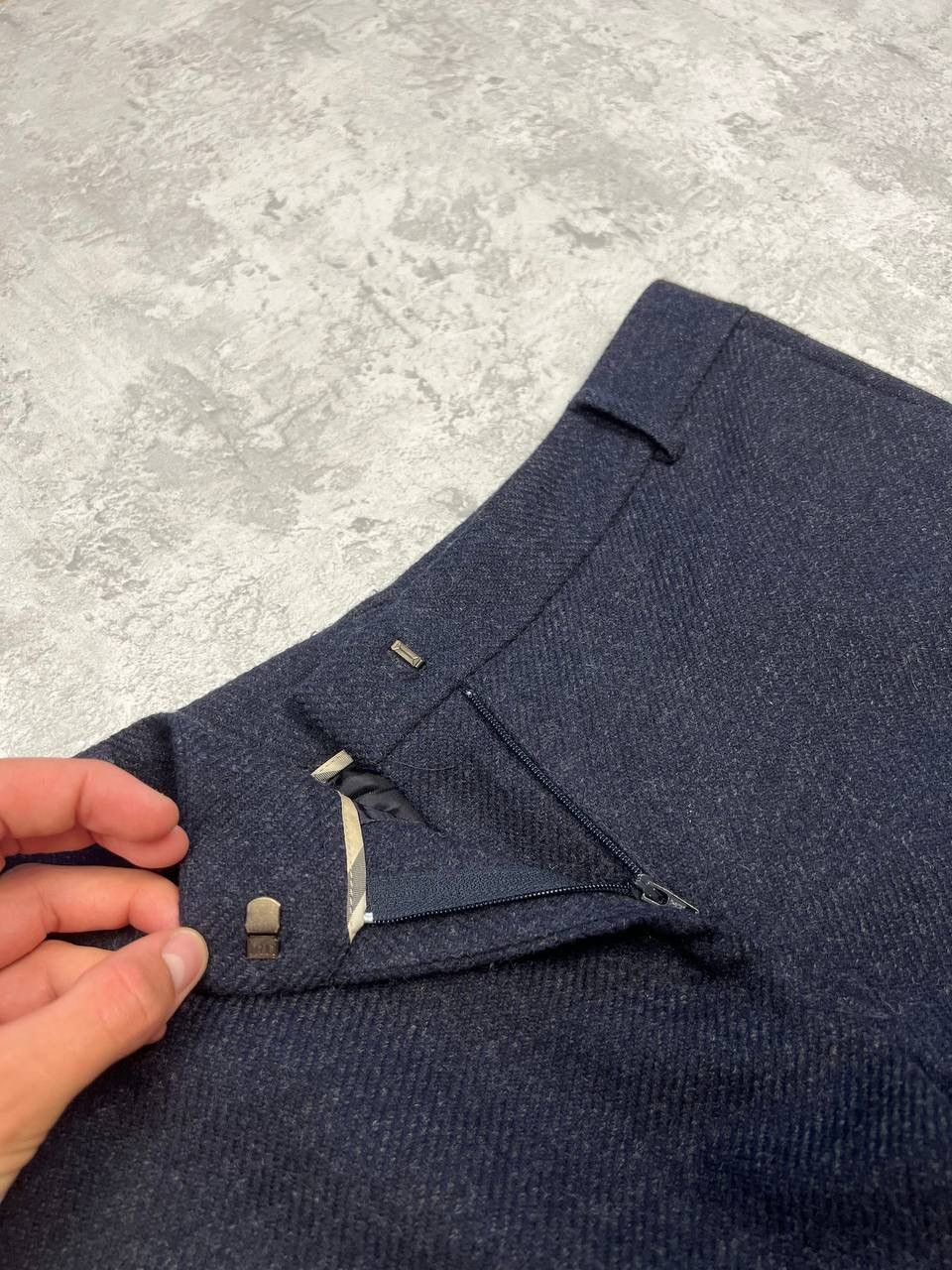 Burberry Vintage Burberry Wool Pants Flared Size 27" / US 4 / IT 40 - 14 Thumbnail