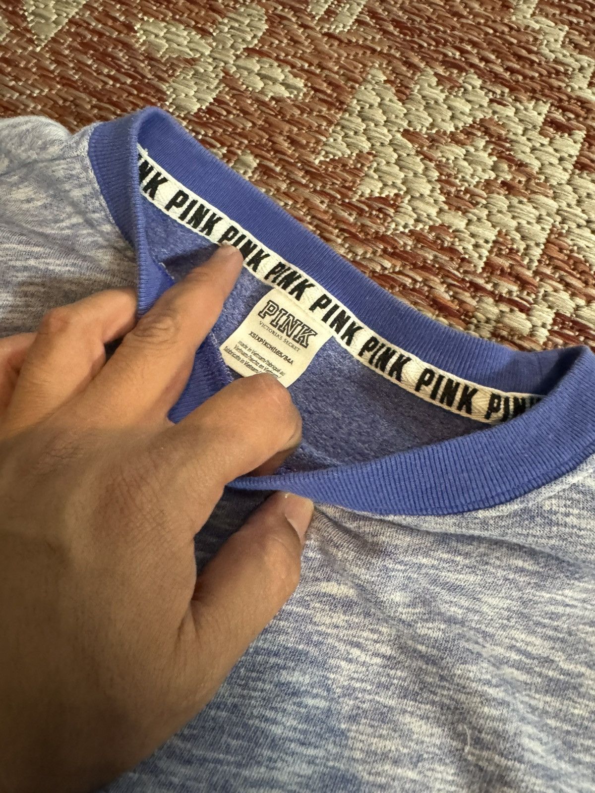 Pink Y2K VTG Victoria Secret Pink Crop Sweatshirt Sz XS Blue Size XS / US 0-2 / IT 36-38 - 2 Thumbnail