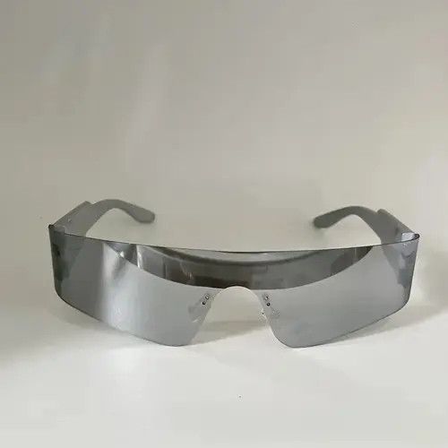 Designer Silver mirror sunglasses Size ONE SIZE - 4 Thumbnail