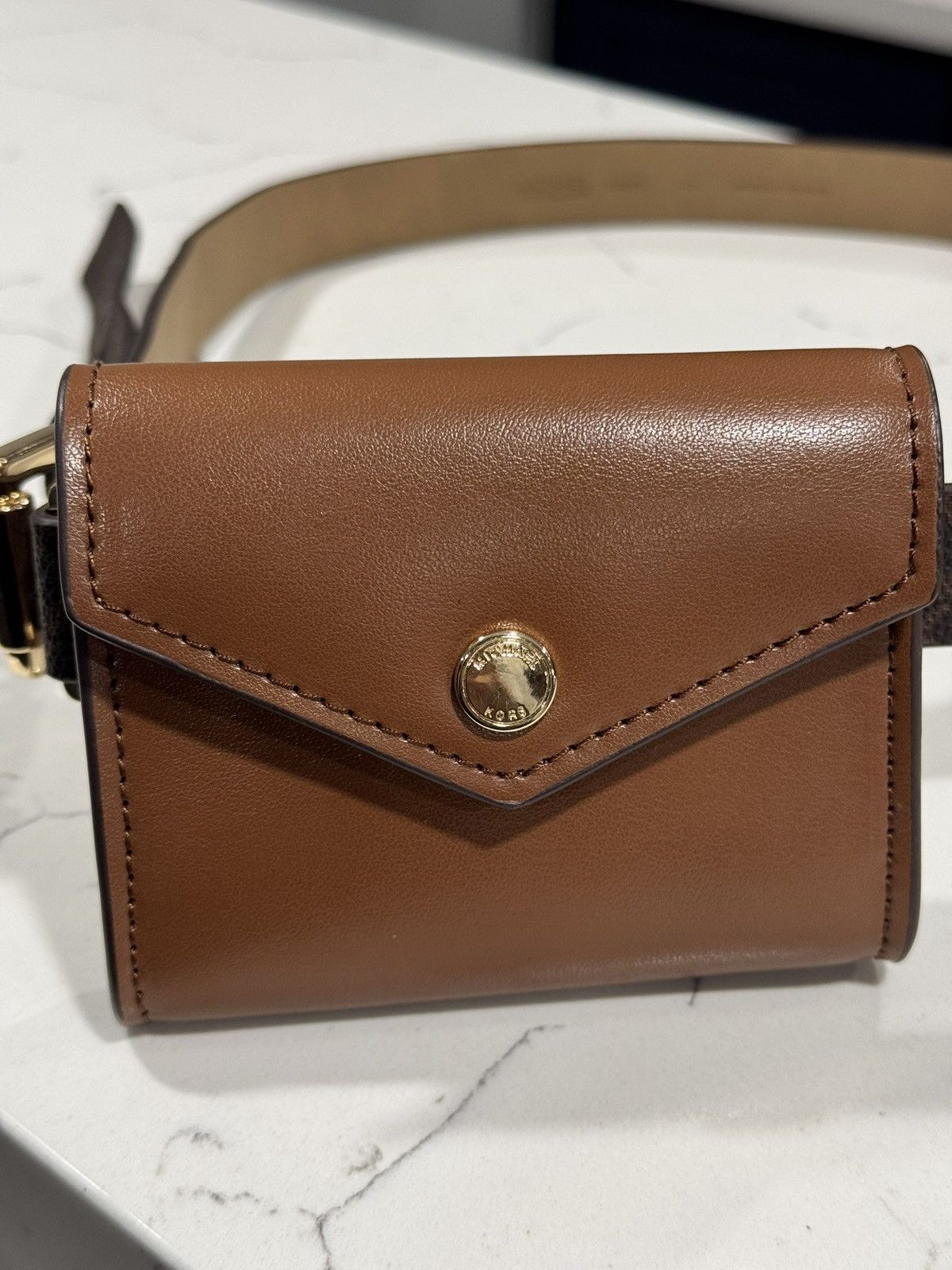 Michael Kors Michael Kors Mini Pouch Coin Purse Waist Belt Size ONE SIZE - 3 Thumbnail
