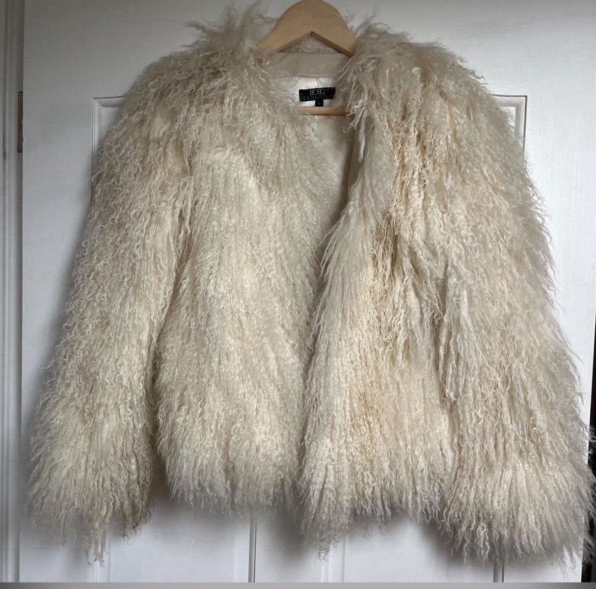 Bcbgmaxazria BCBG Max Azria Designet Fur Jacket Size S / US 4 / IT 40 - 1 Thumbnail