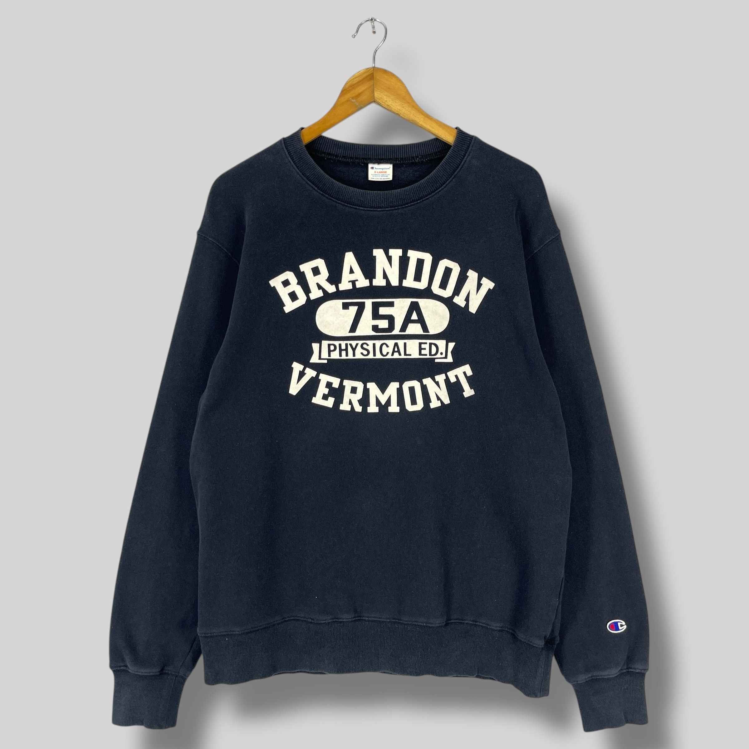 Champion Vintage CHAMPION Brandon Vermont Printed Sweatshirt Size US L / EU 52-54 / 3 - 1 Thumbnail