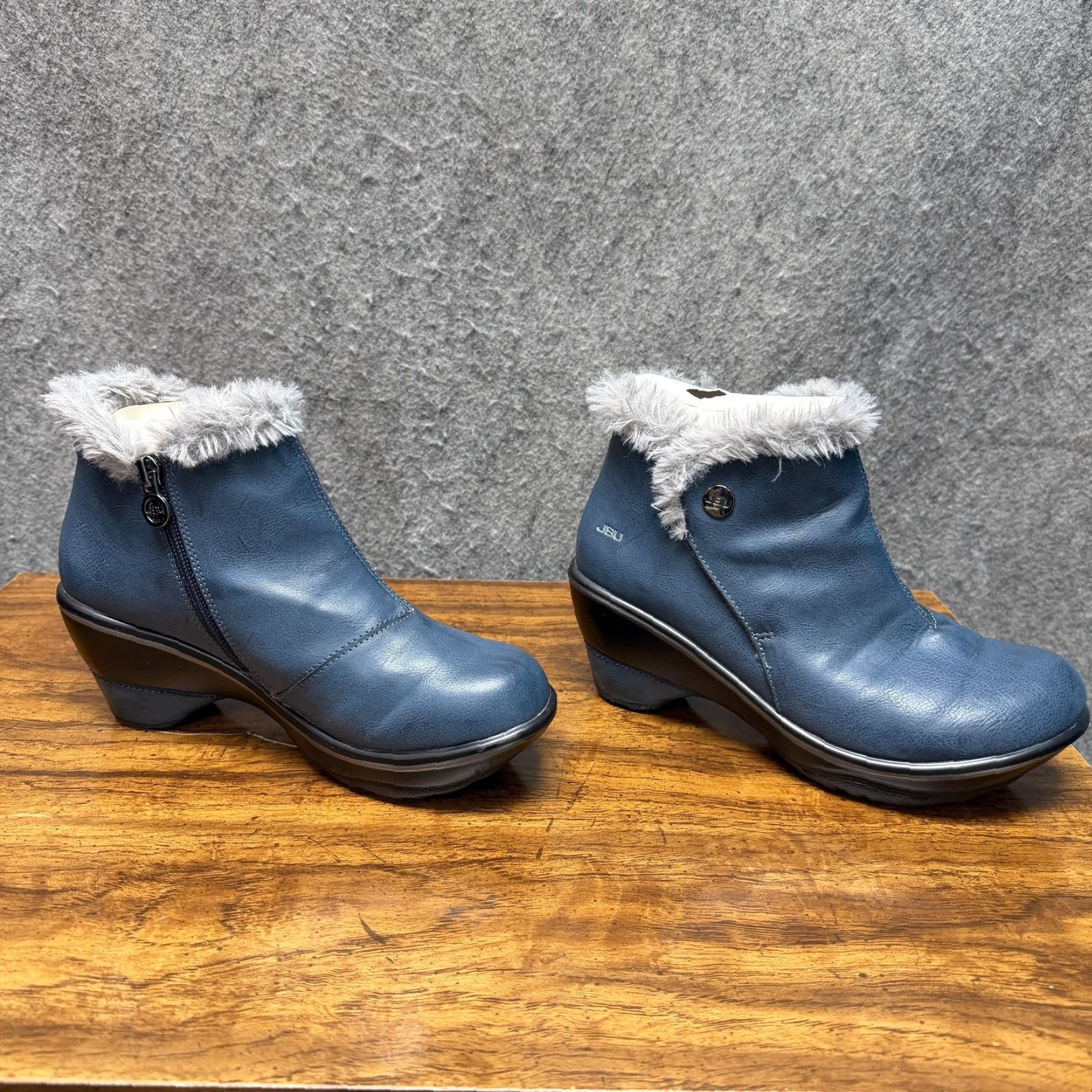 JBU Mesa Boots Women 7.5 Midnight Navy Faux Fur Wedge Booties Vegan Memory Foam Casual Winter