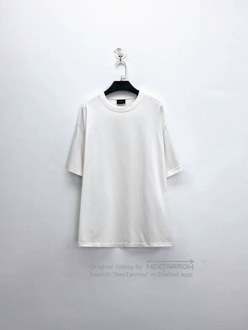 Balenciaga Balenciaga White Back Diamond Letter Logo Short Sleeve Size US XS / EU 42 / 0 - 2 Thumbnail