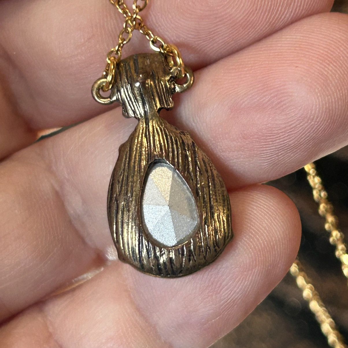 Handmade Handcrafted vintage faceted smoky glass pendant necklace Size ONE SIZE - 6 Thumbnail