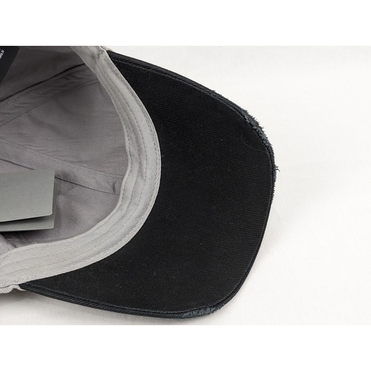 Balenciaga o1rshd1 Size: L / P.E 18 Black Logo Cap / Hat in Beige/Black Size ONE SIZE - 17 Thumbnail