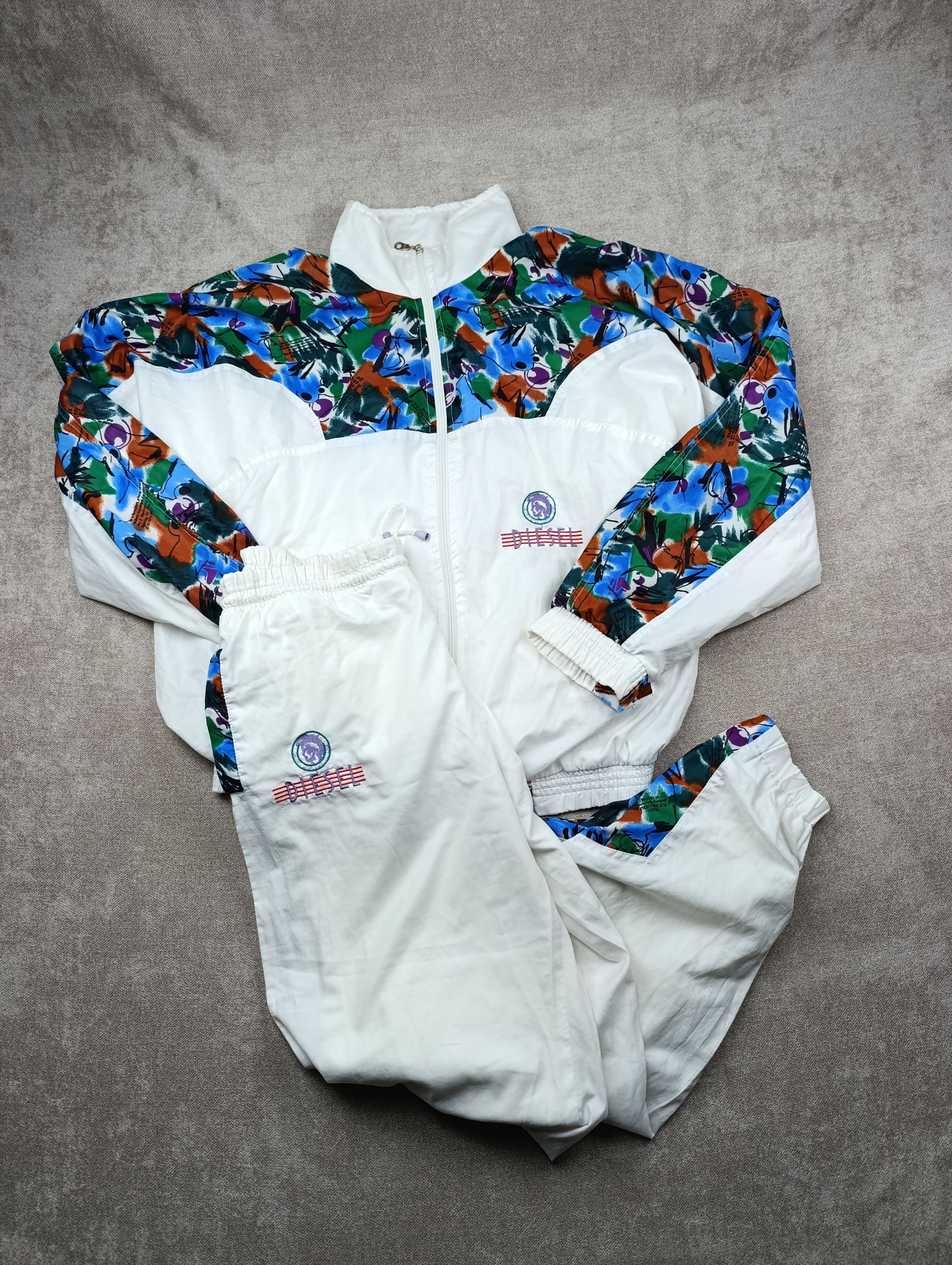 Diesel VINTAGE 90S DIESEL NYLON BOOTLEG TRACKSUIT Size US XL / EU 56 / 4 - 1 Thumbnail