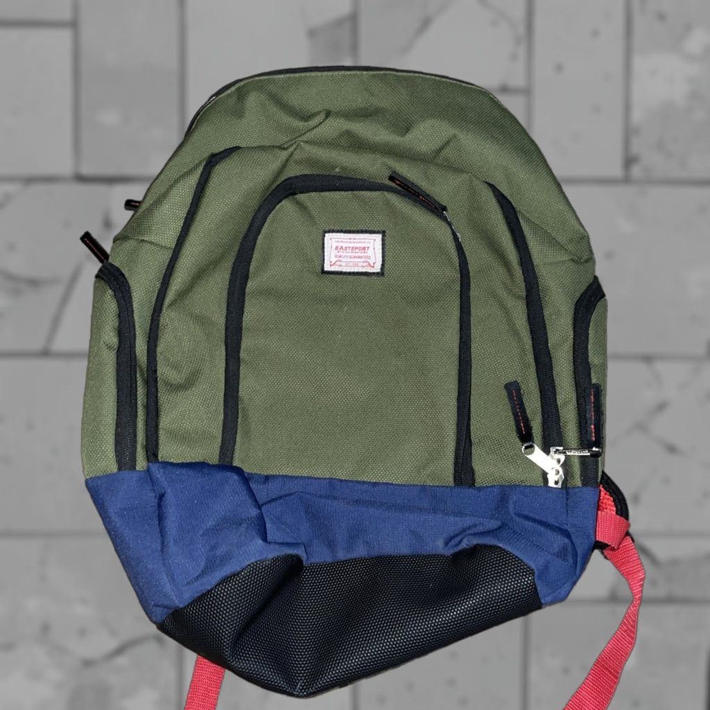 Vintage Eastsport Backpack Green 5 Pocket Nylon Army Mens Backpack Size ONE SIZE - 1 Thumbnail