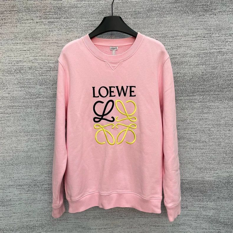LOEWE Pink strawberry embroidered logo round neck hoodie