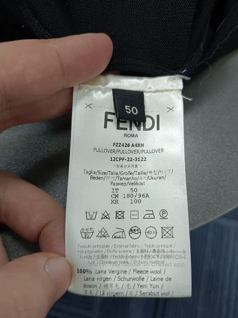 Fendi Fendi Classic Logo Round Neck Sweatshirt - Black Size US M / EU 48-50 / 2 - 5 Thumbnail