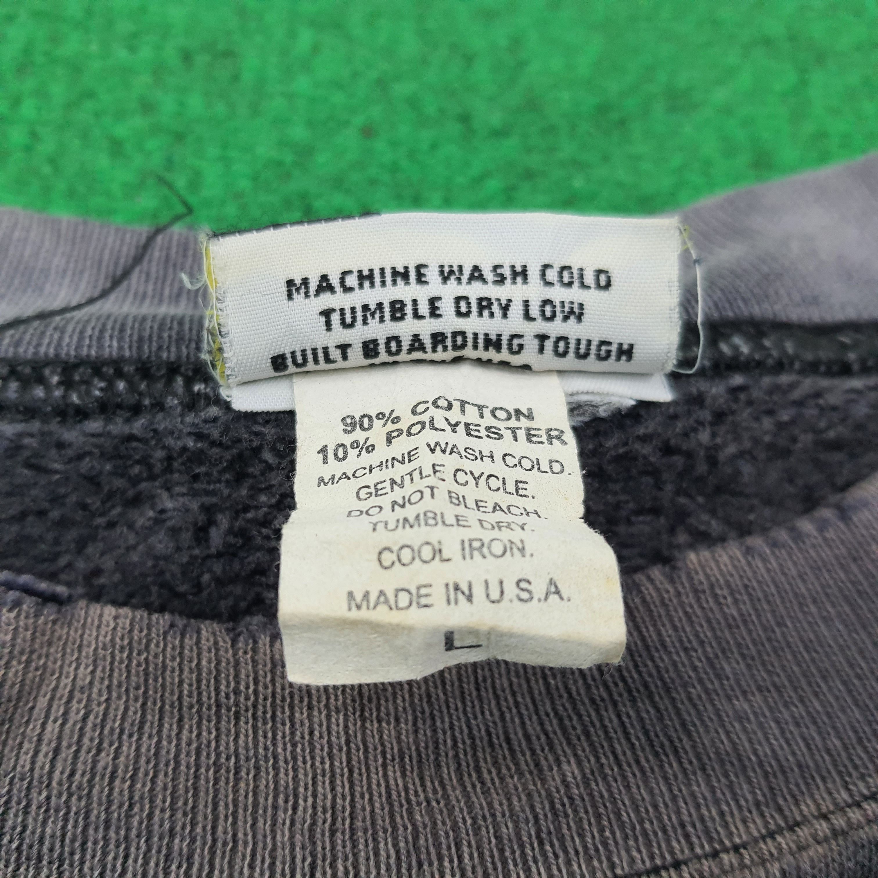 Japanese Brand × Volcom Vintage Volcom Streetwear Sweatshirts C229N12 Size US XL / EU 56 / 4 - 8 Thumbnail