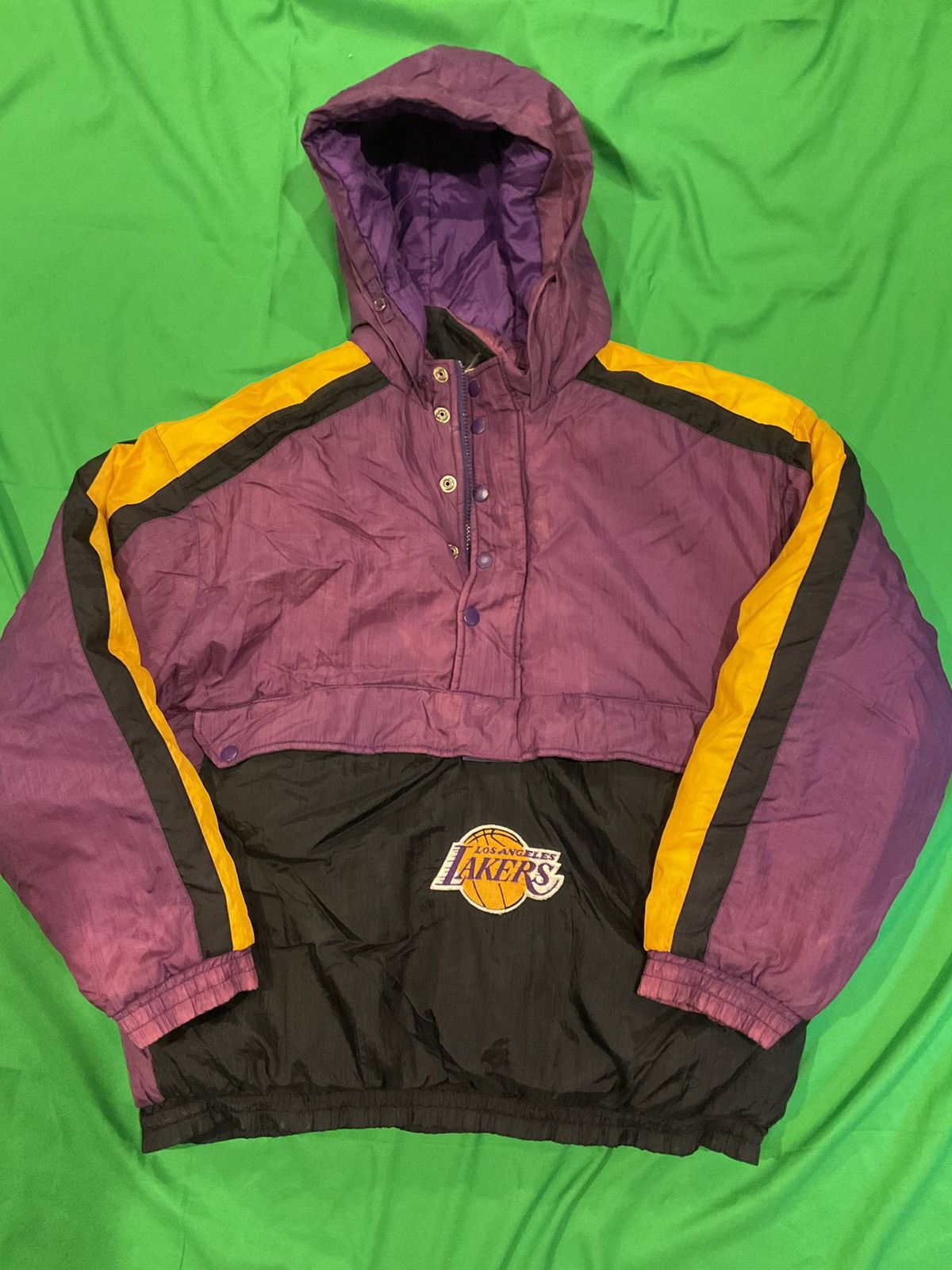 NBA × Vintage Vintage Los Angeles Lakers puffer jacket Size US M / EU 48-50 / 2 - 2 Thumbnail