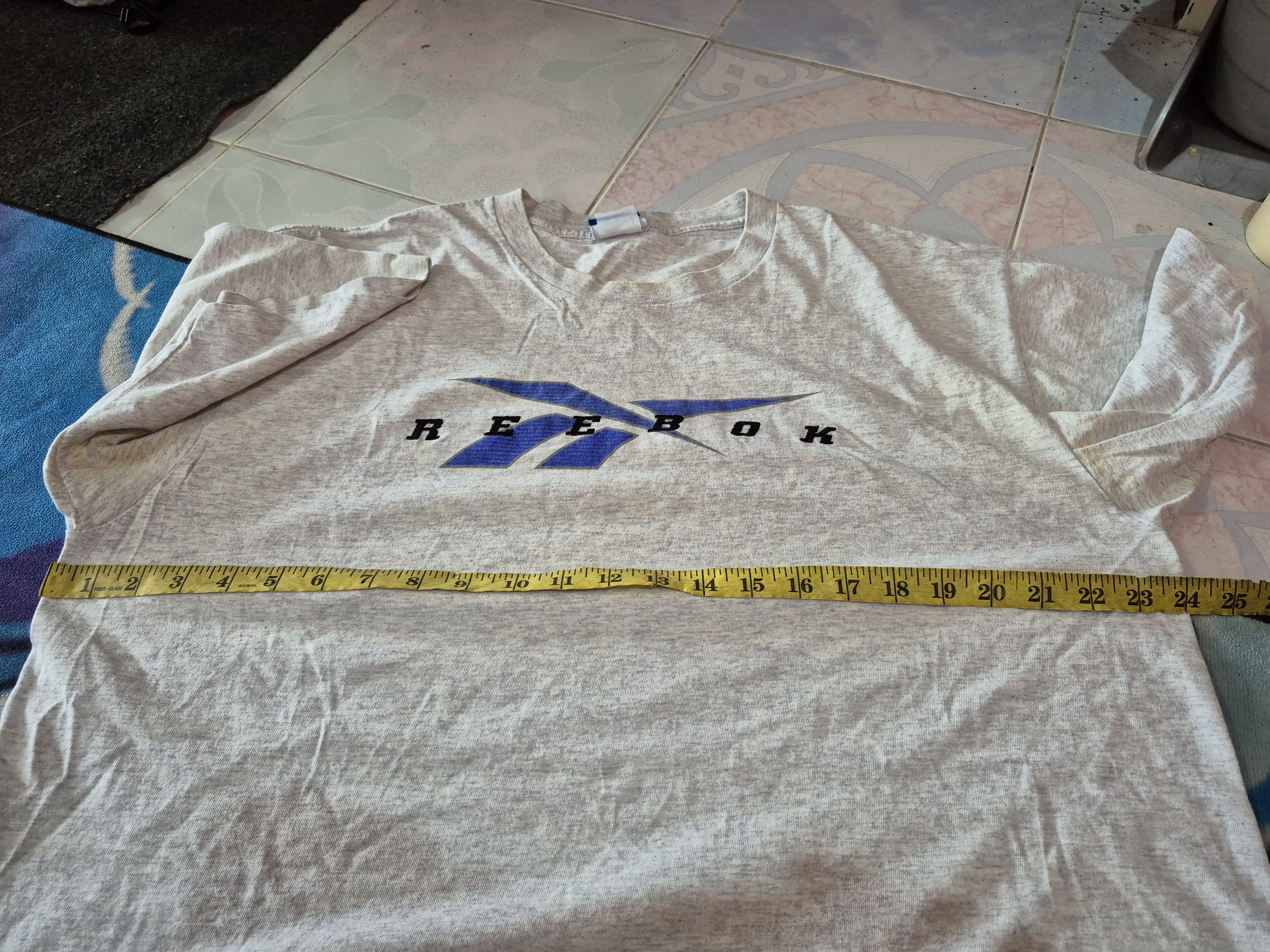 Reebok 🔥 Vintage Y2K Reebok Big Logo Embroidery Tee Size US XL / EU 56 / 4 - 11 Thumbnail