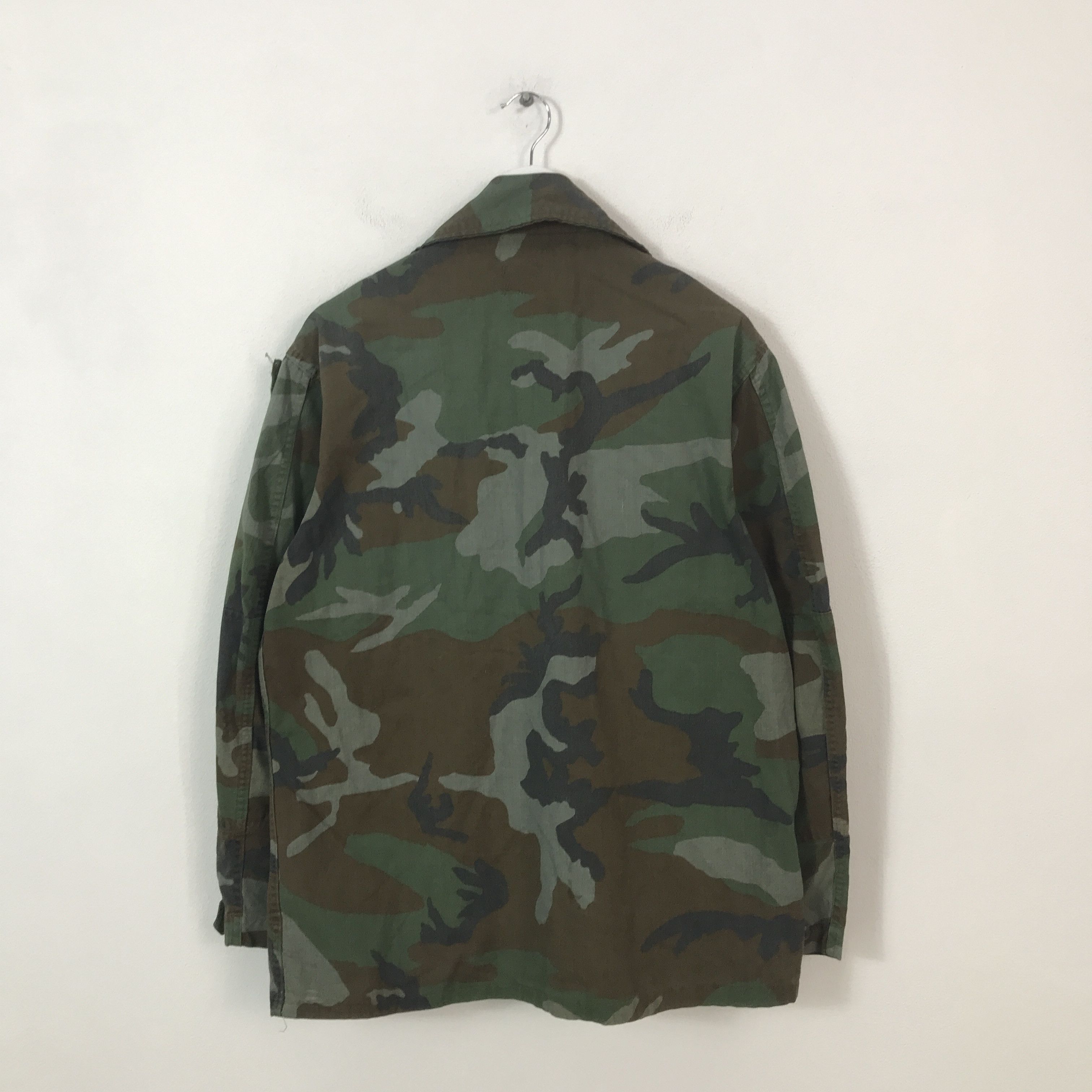 Vintage vintage US Army Camo Button M65 Style jacket Size US L / EU 52-54 / 3 - 3 Thumbnail