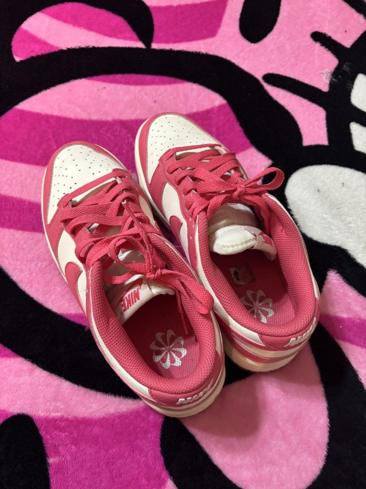 Nike Hot Pink Nike Dunks Size US 7.5 / IT 37.5 - 2 Thumbnail