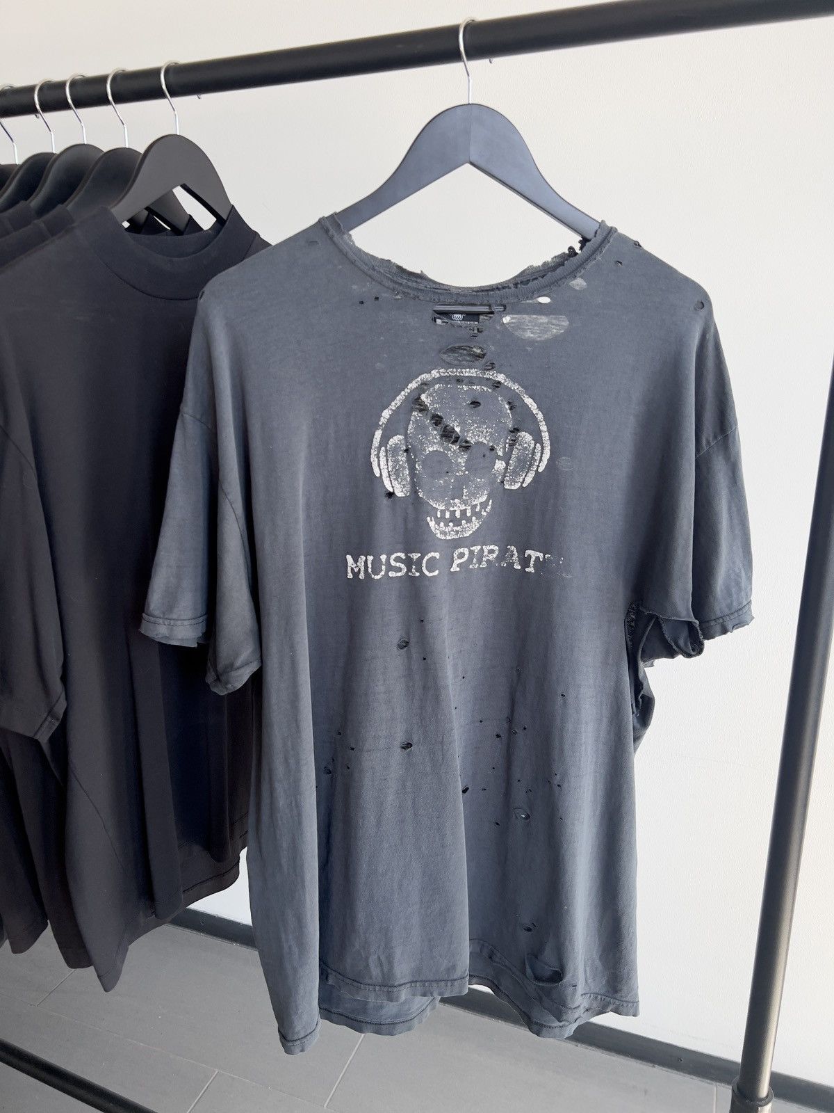 Shacked Tee