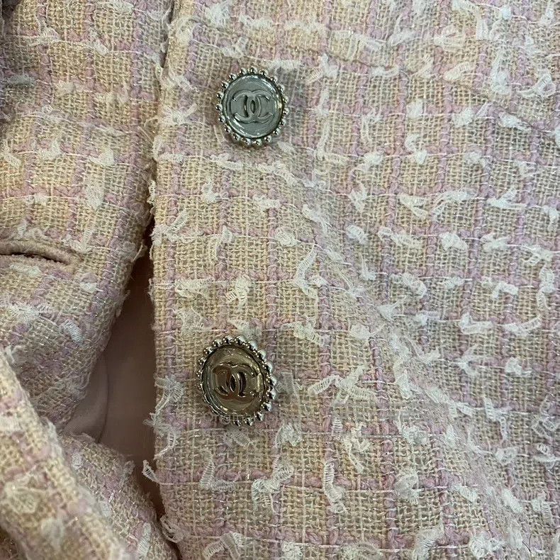 Chanel Chanel Tweed pink short-sleeved coat Size XS / US 0-2 / IT 36-38 - 4 Thumbnail