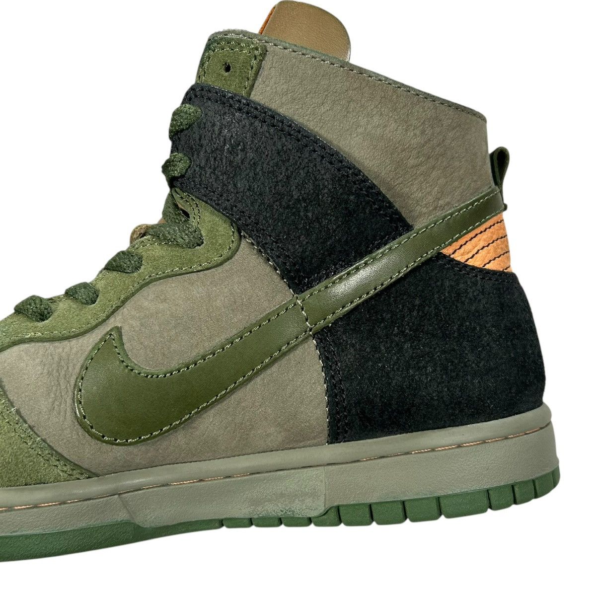 Nike VTG Dunk High NL Classic Olive Green Mandarin 2005 Sneakers Size US 9 / EU 42 - 4 Thumbnail