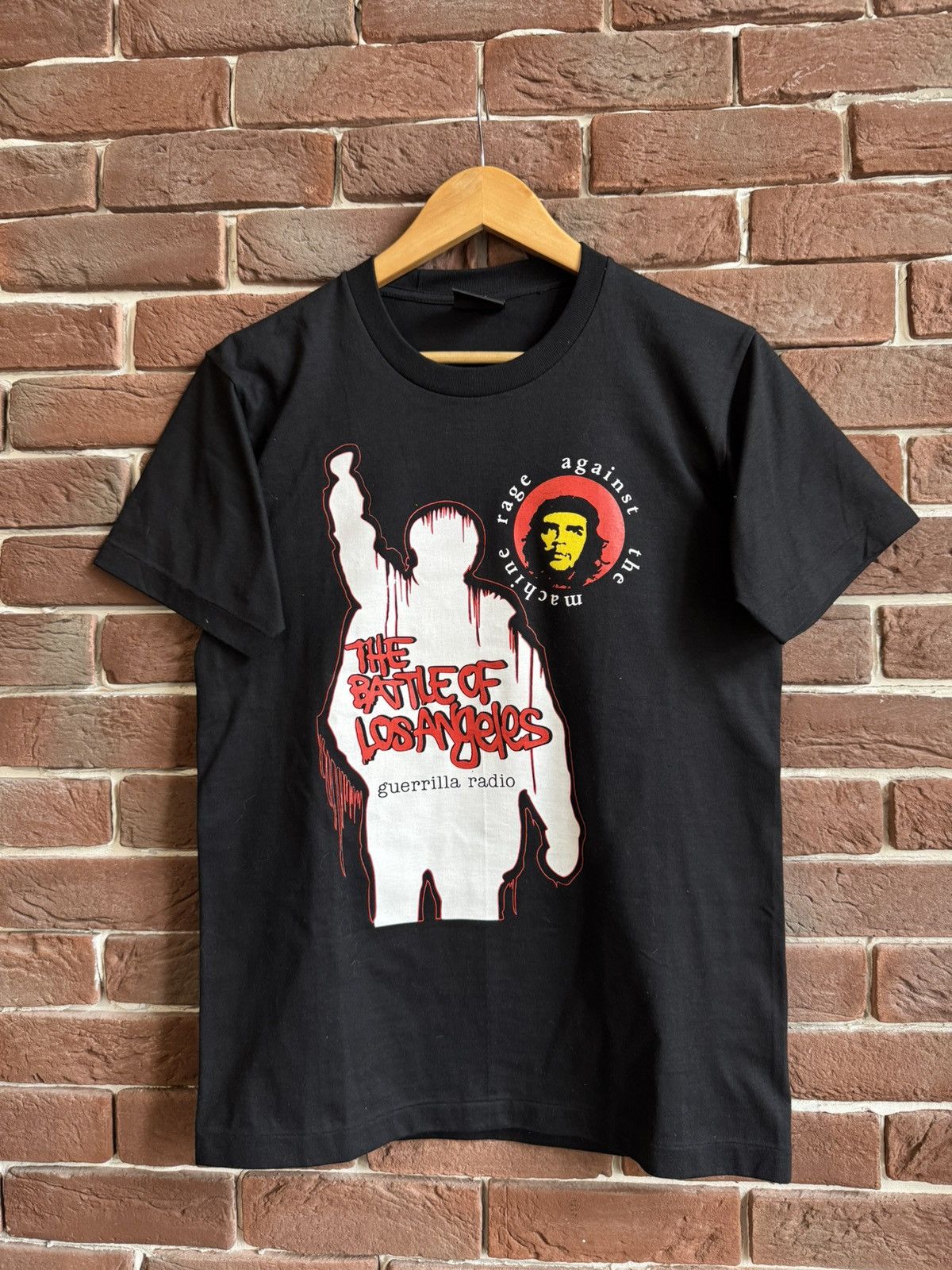 Band Tees Rage Aganist The Machine The Battle Of Los Angeles Band Tee Size US M / EU 48-50 / 2 - 1 Thumbnail