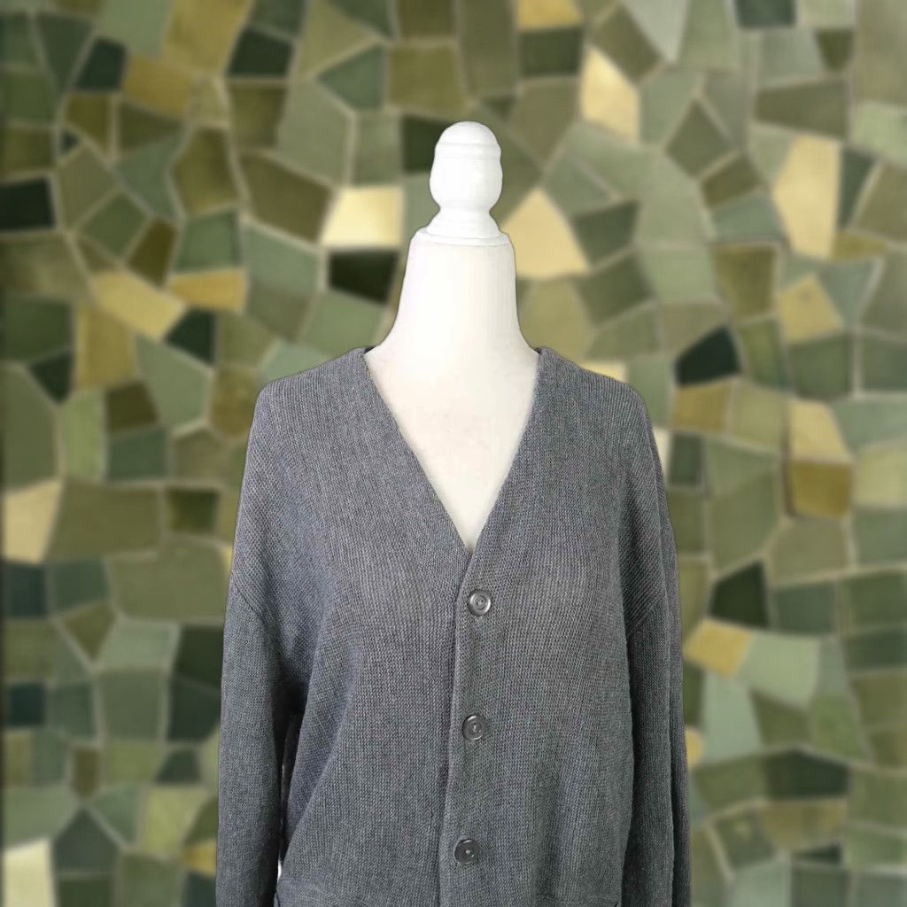 Vintage VINTAGE 70s Charcoal Grey Acrylic Knit Cardigan Sweater L Women Long Sleeve Relaxed Fit Button Front Pockets 80s Size L / US 10 / IT 46 - 1 Thumbnail
