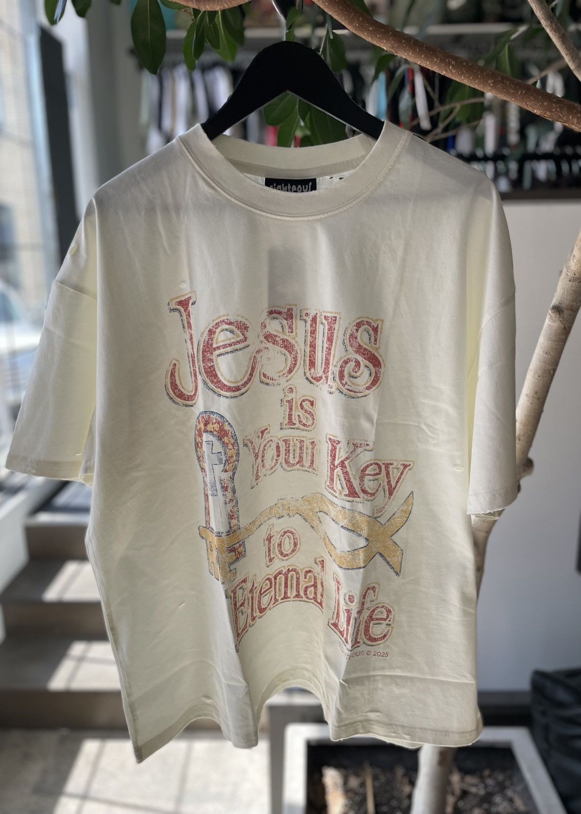 Vintage Vintage Tee from the brand We Are Righteous Size US XXL / EU 58 / 5 - 1 Thumbnail