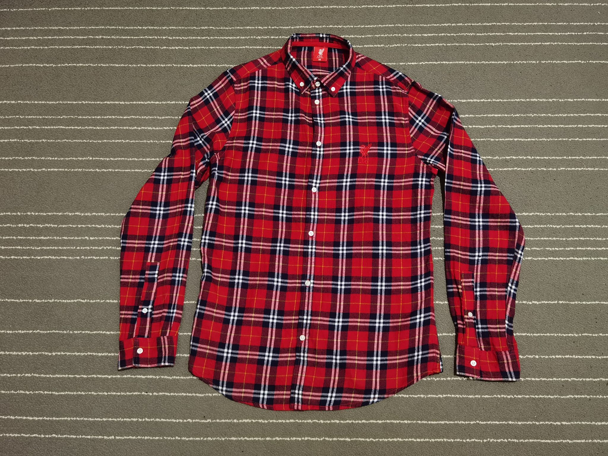 Other LIVERPOOL F. C flannel unisex S 2172 Size US S / EU 44-46 / 1 - 3 Thumbnail