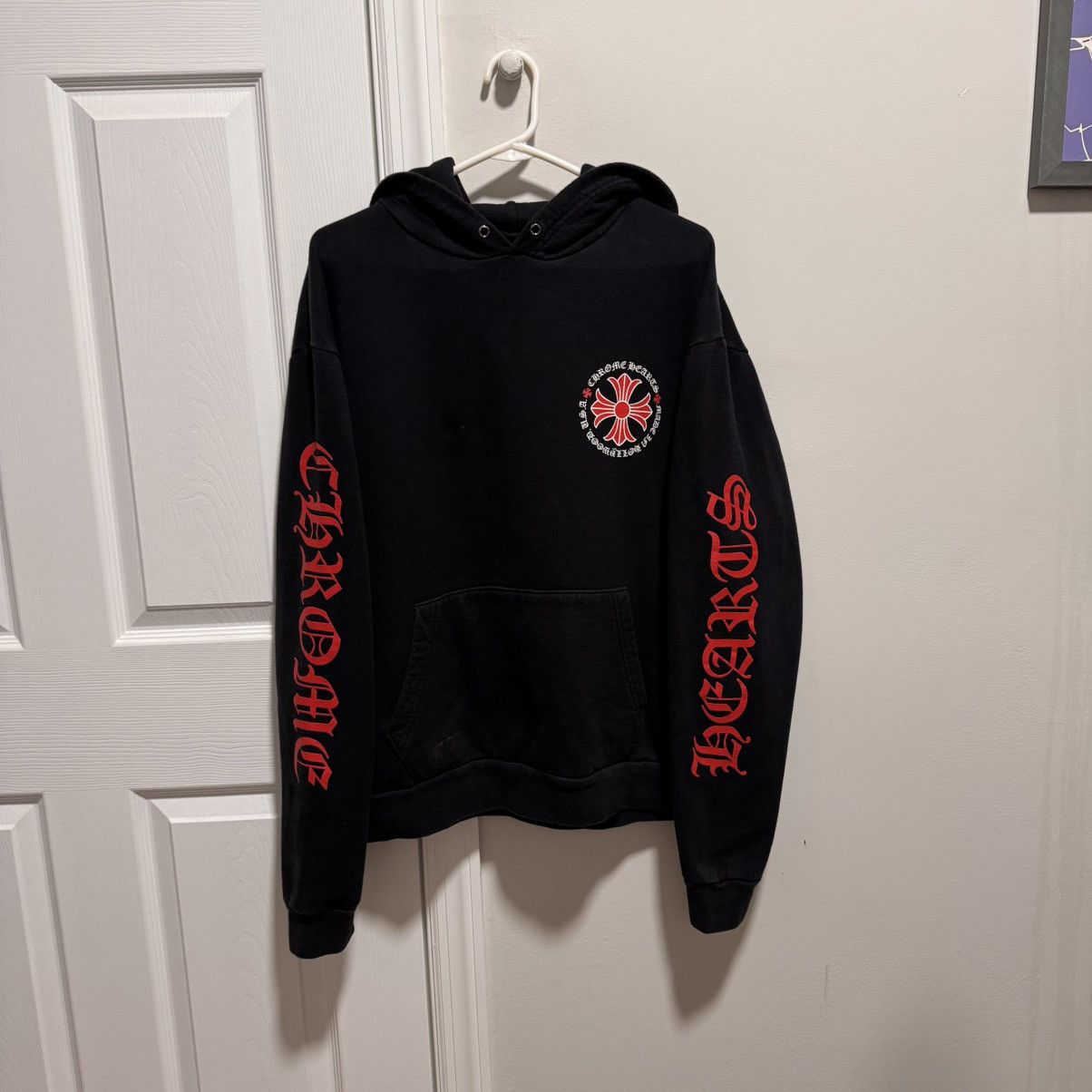 Chrome Hearts Chrome Hearts Red Spell Out ”Made In Hollywood” Hoodie Size US S / EU 44-46 / 1 - 1 Thumbnail