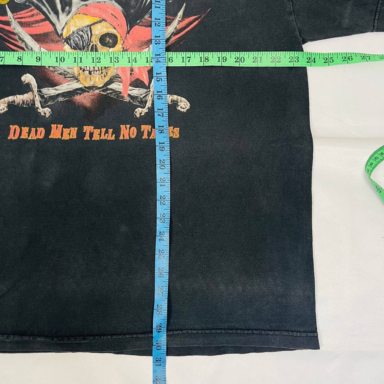 Disney × Vintage Vintage THRASHED Pirates Of The Carribbean Shirt Size US L / EU 52-54 / 3 - 6 Thumbnail