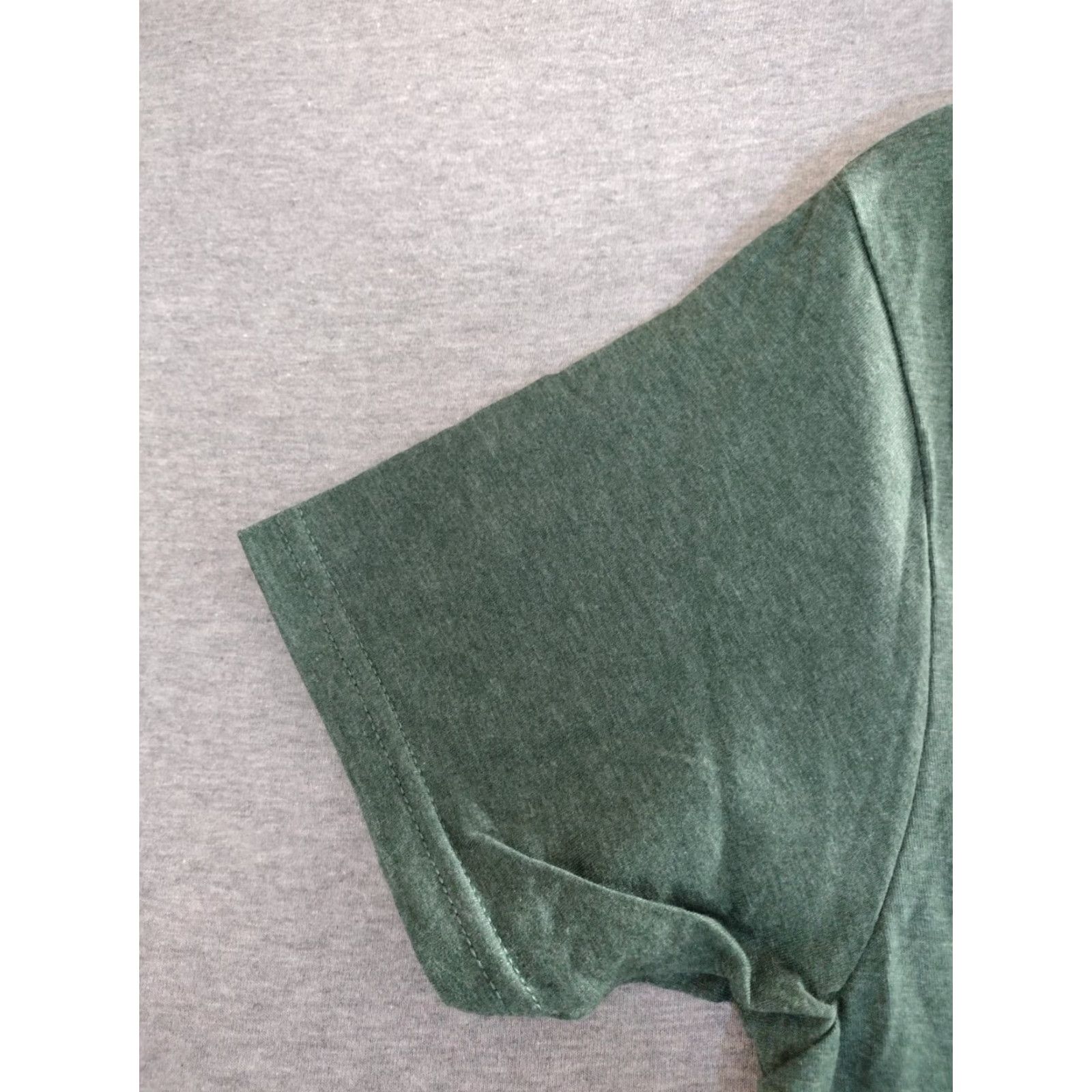 Hanes Hanes Mens Short Sleeve ComfortSoft Plain Cotton Crew Neck T-Shirt S Green Crew Neck Shirt Mens Regular Cotton T-Shirt S Green Classic 90s Event? Size US S / EU 44-46 / 1 - 7 Thumbnail