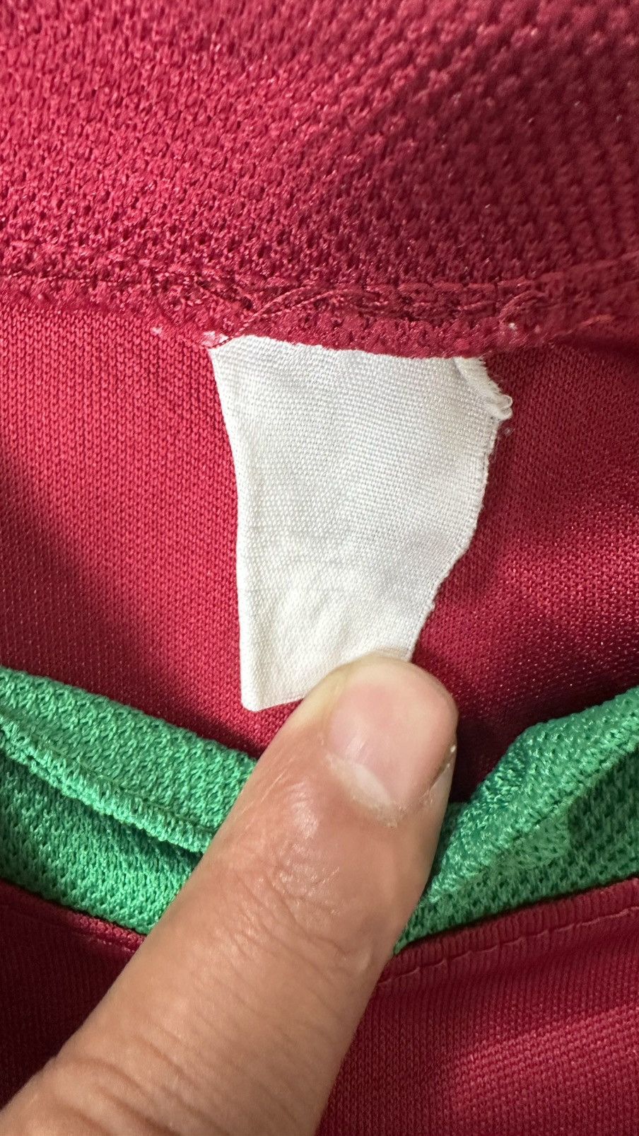 Vintage VINTAGE PORTUGAL 2002/2004 RONALDO JERSEY FAN Size US M / EU 48-50 / 2 - 5 Thumbnail