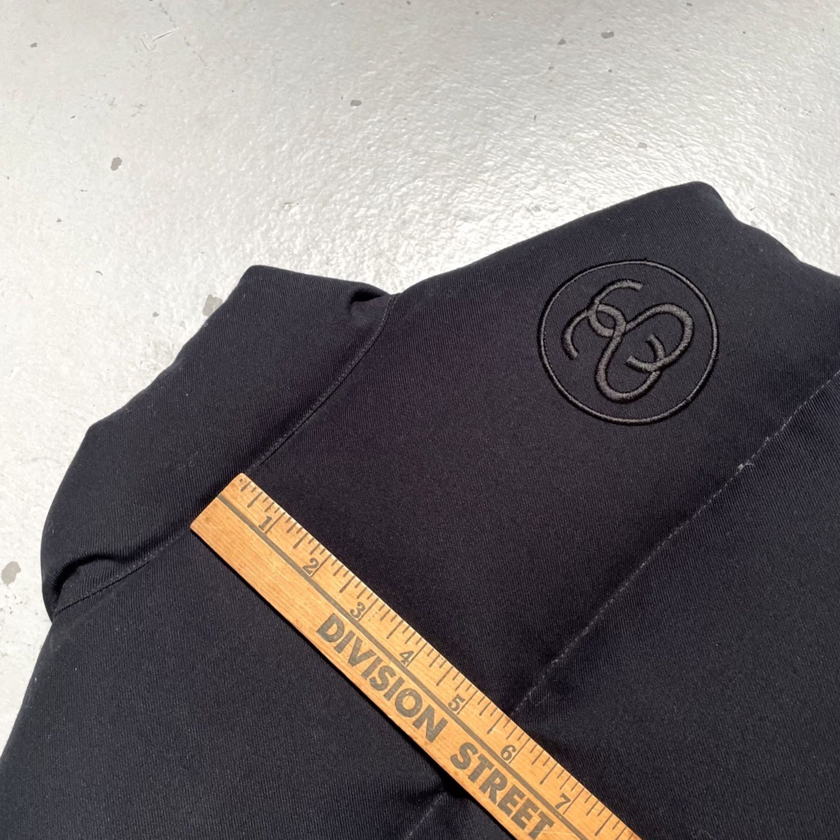 Penfield VINTAGE Stussy x Penfield Puffer Vest L Black Unisex Adults 90s Y2K Street Fashion Skateboarding City Outdoor Collaboration Vest Size US L / EU 52-54 / 3 - 7 Thumbnail