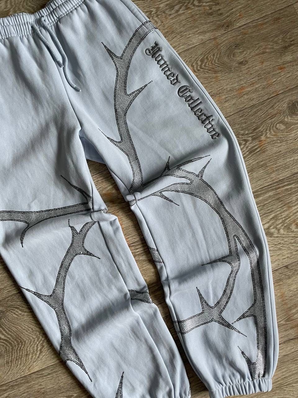 Named Collective Named Collective Thorn Rhinestone Sweatpants Size US 28 / EU 44 - 2 Thumbnail