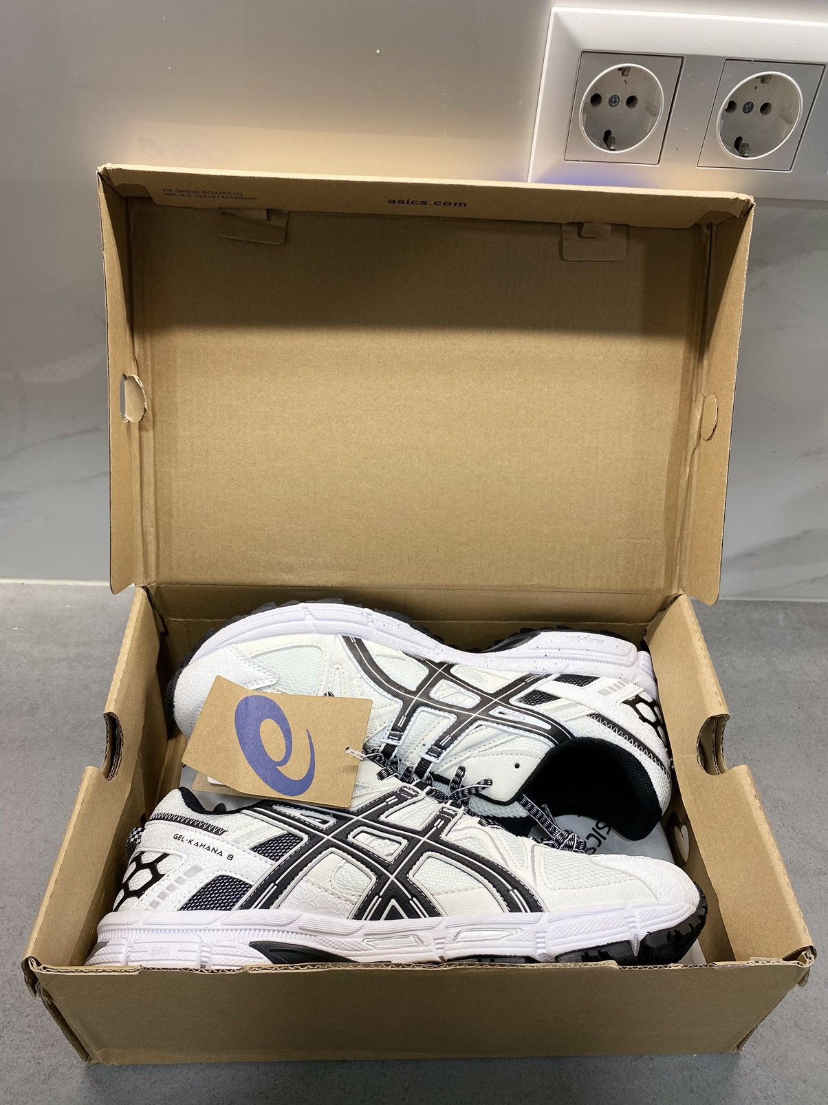 Asics Asics gel-kahana 8 Size US 11 / EU 44 - 9 Thumbnail