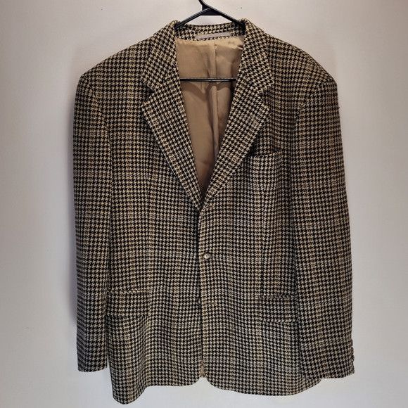 Hugo Boss Hugo boss vintage virgin wool houndstooth jacket - size 50 Size 50R - 1 Thumbnail